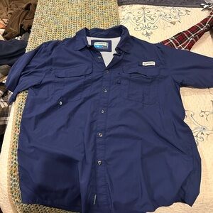 Magellan outdoors short sleeve fishing shirt size L